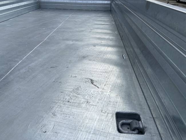 Möslein TTD 14  5,70 m 14 t Tandem- Kipper Tieflader 5,70 m lang, Breite Reifen
-- Neufahrzeug --