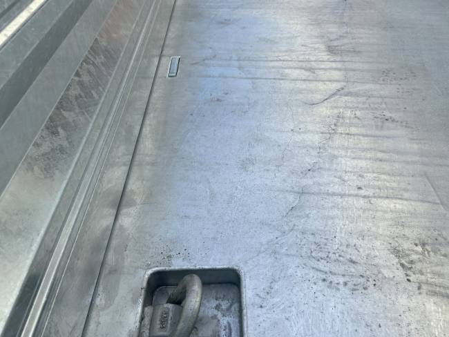 Möslein TTD 11 Breite Reifen 4,5 m Kipper Tieflader, Breite Reifen, 4,5 m lang
-- Neufahrzeug --