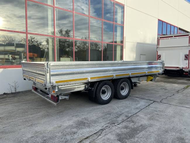 Möslein TTD 11 Breite Reifen 4,5 m Kipper Tieflader, Breite Reifen, 4,5 m lang
-- Neufahrzeug --