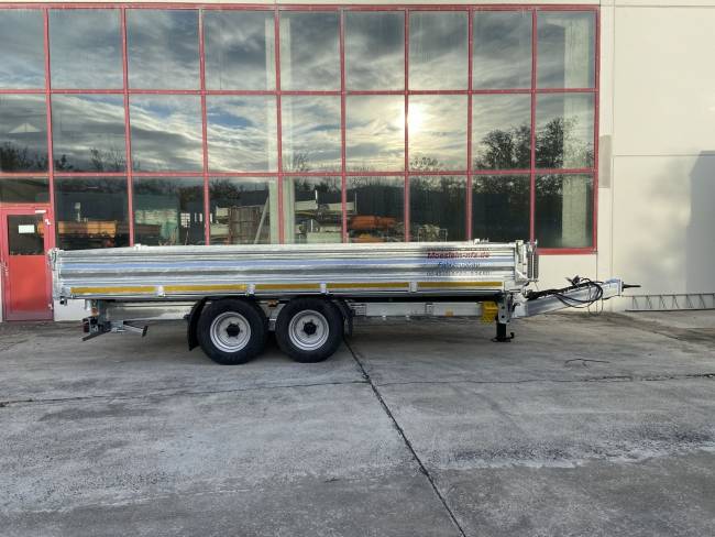 Möslein TTD 11 Breite Reifen 4,5 m Kipper Tieflader, Breite Reifen, 4,5 m lang
-- Neufahrzeug --