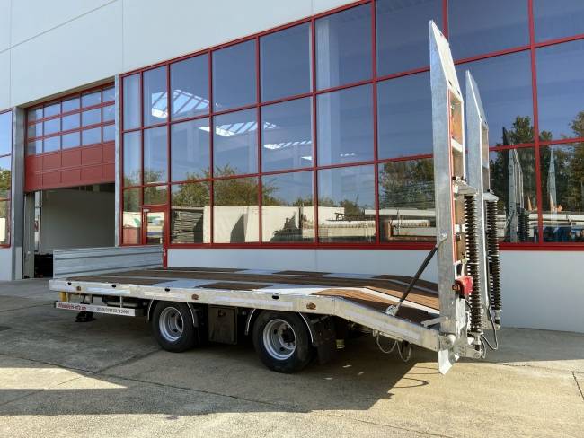 Möslein TT 19 - 6,5 19 t Tandemtieflader, Luftgefedert, NEU