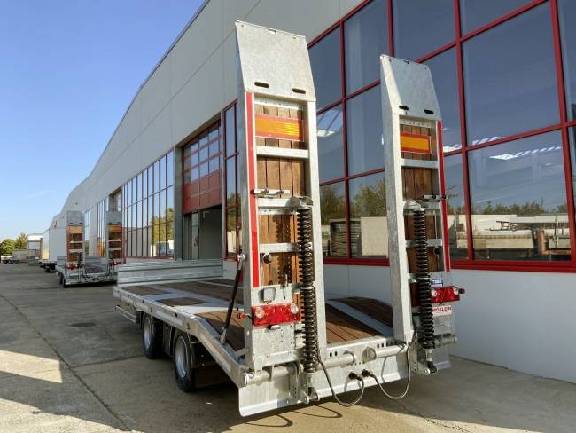 Möslein TT 19 - 6,5 19 t Tandemtieflader, Luftgefedert, NEU